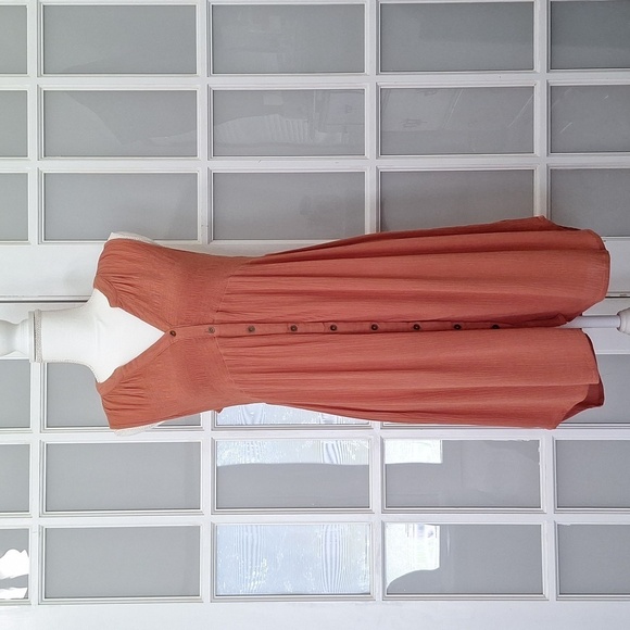 Knox Rose Sleeveless Smocked Button-Front Dress - Picture 3 of 14